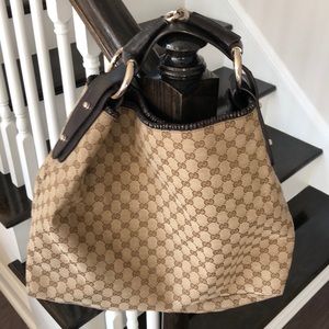 Gucci top handle shoulder bag